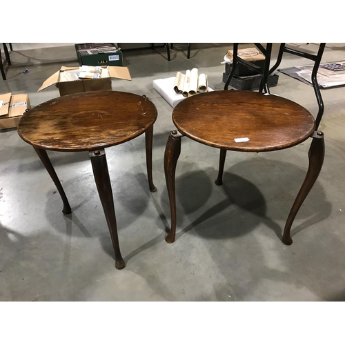 84 - PAIR OF OAK ROUND TOP OCCASIONAL TABLES WITH CABRIOLE LEGS 41cm dia and 45cm tall