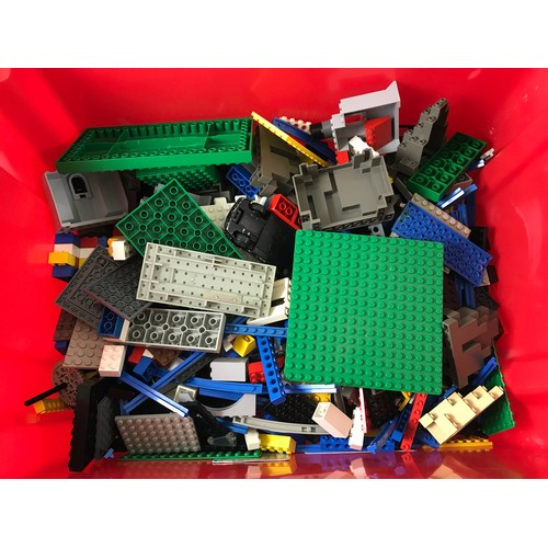 60 - BOX OF LEGO