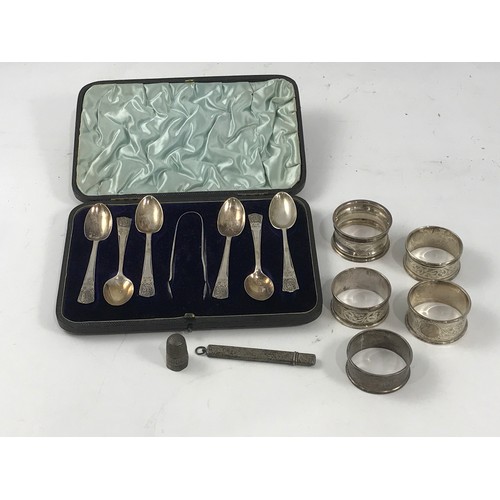 580 - MISC. SILVER INC. 5 SERVIETTE RINGS, CASED SET OF 6 SILVER TEA SPOONS , SILVER PENCIL AND THIMBLE 13... 