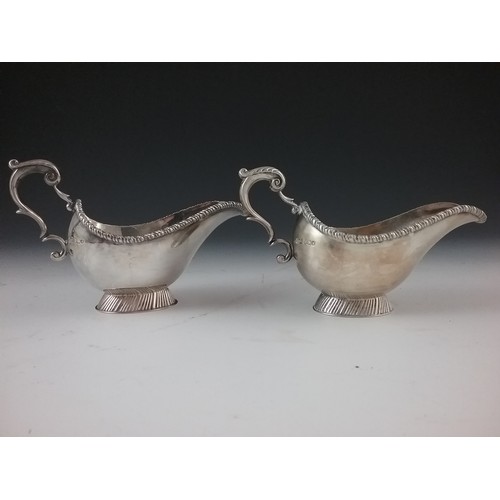 598 - PAIR OF MAPPIN & WEBB SILVER SAUCE BOATS REPRODUCTION AMERICAN PAUL REVERE 410g