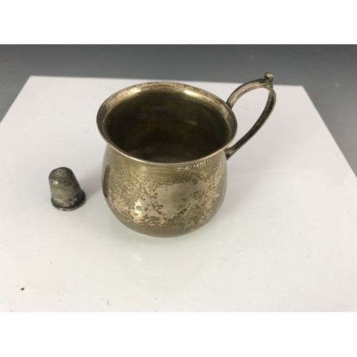 625 - SILVER BEAKER AND A THIMBLE 46g