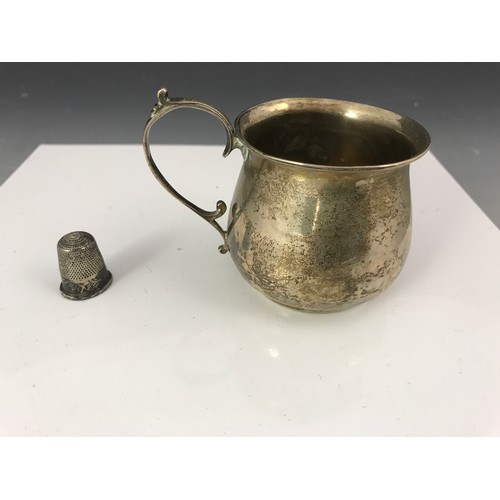 625 - SILVER BEAKER AND A THIMBLE 46g