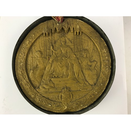 535 - LARGE WAX SEAL IN A CIRCULAR JAPANNED TIN