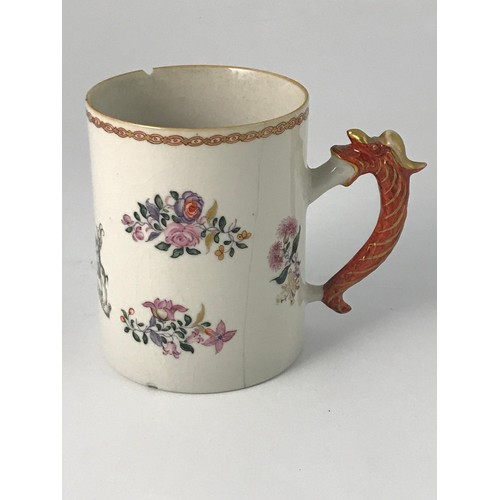 306 - LATE 18TH CENTURY CHINESE ARMORIAL TEA POT AND TANKARD WITH DRAGON HANDLE, AF, THE COAT OF ARMS IS B... 