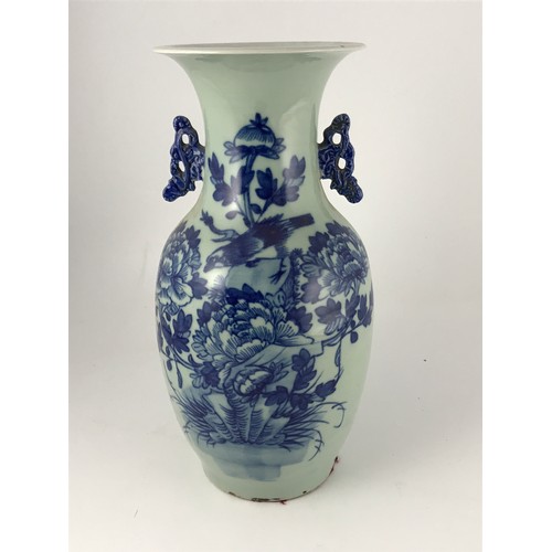 312 - LARGE ORIENTAL BLUE AND WHITE VASE WITH BIRD AND CHRYSANTHEMUM DECORATION APPROX. 43 cm