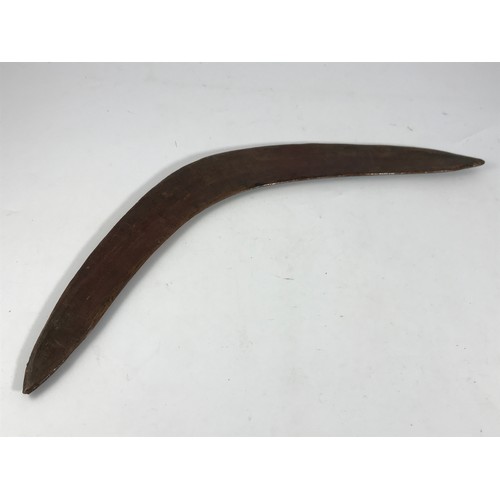 268 - 19th CENTURY ABORIGINAL BOOMERANG, APPROX. 59 cm