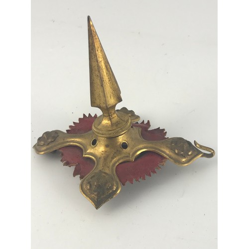 157 - BRITISH OFFICERS HELMET SPIKE TOGETHER WITH GILT BRASS ROYAL COAT OF ARMS BADGE