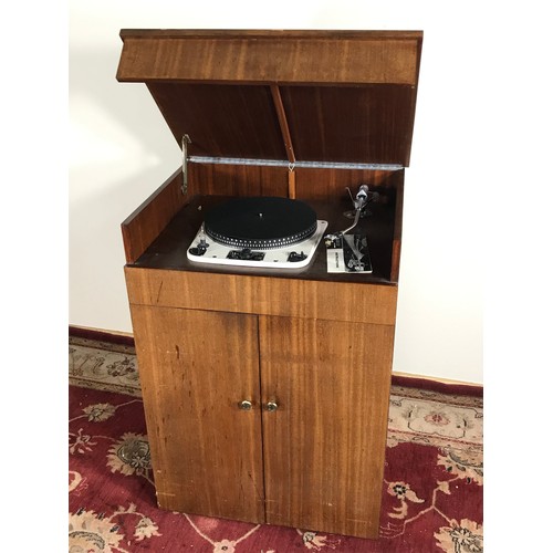 135 - GARRARD 301 TRANSCRIPTION RECORD DECK TOGETHER WITH AN SME PICK UP ARM HAVING SERIES II INSTRUCTIONS... 