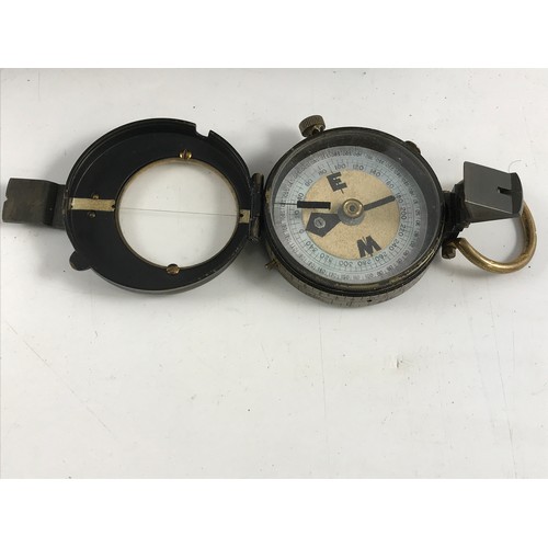 212 - MILITARY INTEREST : LEATHER CASED MILITARY MARCHING COMPASS, NOT MARKED, POSSIBLY CANADIAN, BERET WI... 