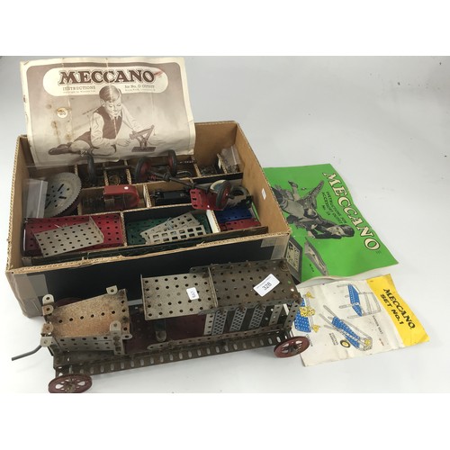 62 - MECCANO CAR & ACCESSORIES