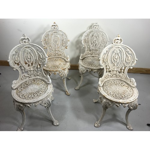 210 - SET OF 4 VERY GOOD QUALITY HEAVY VICTORIAN CAST IRON GARDEN CHAIRS IN THE COALBROOKDALE STYLE