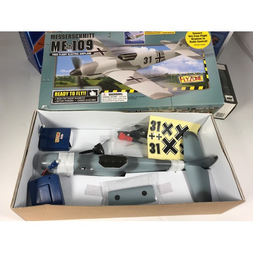 52 - 3 RADIO CONTROLLED/EASY TO FLY STYLE MODELS COMPRISING A MESSERSCHMITT ME-109 FREE FLIGHT ELECTRIC A... 