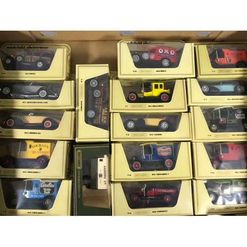 122 - MATCHBOX DIE CAST BOXED MODELS, 17 IN TOTAL, ALL STRAW BOXED INCLUDING ONE Y29 WALKER ELECTRIC VAN I... 