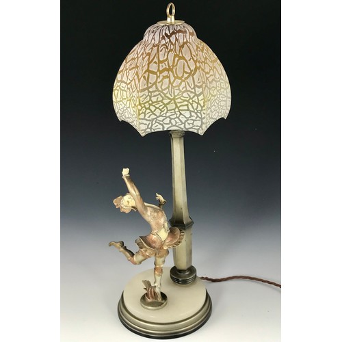 560 - ART DECO STYLE FIGURAL TABLE LAMP WITH GLASS SHADE AND DANCER IN THE MANNER OF CHIPARUS APPROX 54 cm... 