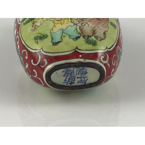 448 - ORIENTAL CLOISONNÉ SNUFF BOTTLE WITH ENAMELLED DECORATION