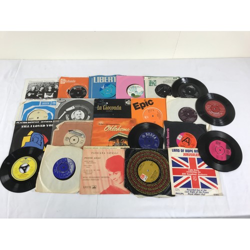 4 - RECORD BOX & BOX WITH COLLECTION OF PRIMARILY CLASSICAL, MUSICAL, FOLK LP RECORDS APPROX. 100 IN TOT... 