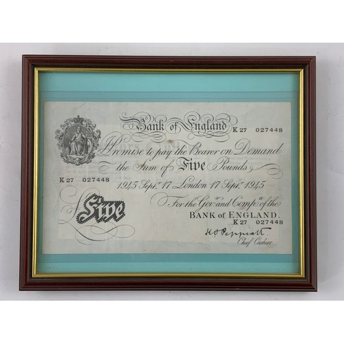 705 - FRAMED £5 NOTE PEPPIATT