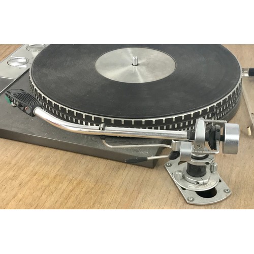 142 - GARRARD 401 RECORD DECK WITH SME PICK UP ARM, TOGETHER WITH A BOX FOR AN SME PICK UP ARM