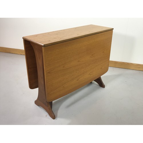 1268 - G PLAN DROP LEAF TABLE, approx. 136 x 91 cm