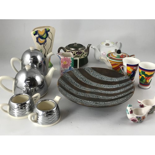 1611 - MISC. CHINA AND PORCELAIN INCLUDING EVERHOT TEA SET, CLARICE CLIFF STYLE TEA POT AND TANKARDS, HAND ... 