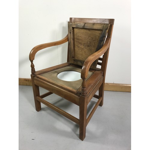 1160 - COMMODE CHAIR