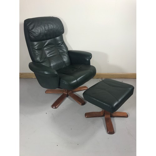 1122 - GREEN LEATHER STRESSLESS STYLE RECLINDING SWIVEL ARM CHAIR WITH MATCHING FOOT STOOL