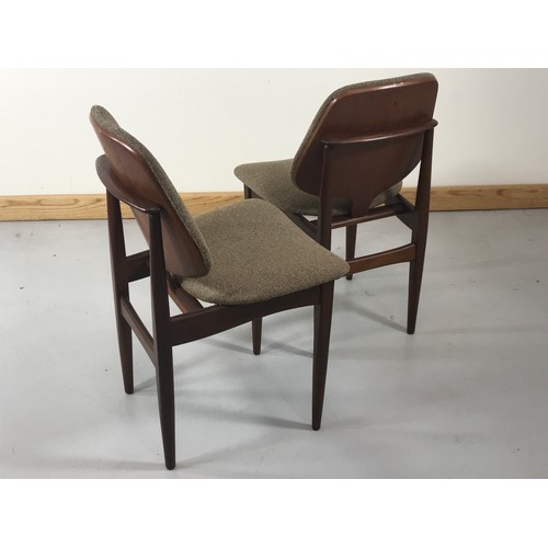 1242 - TRADE ONLY, A SET OF 4 STYLISH DINING CHAIRS POSSIBLY SCANDINAVIAN DESIGN BUT UNMARKED