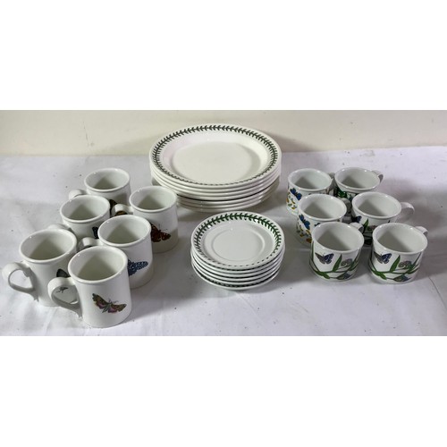 1589 - TRAY OF PORTMEIRION BOTANIC GARDEN TABLE WARE TO INCLUDE 6 CUPS AND SAUCERS 6 MUGS AND 7 UNMARKED PL... 