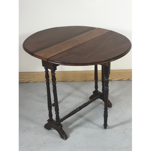 1078 - MAHOGANY ROUND TOP SUTHERLAND TYPE TABLE