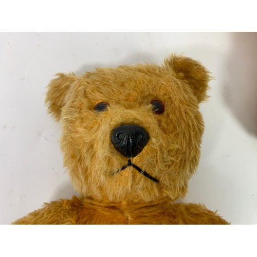 199 - 3 VINTAGE TEDDY BEARS INCLUDING A CHILTERN BEAR WITH PLASTIC NOSE, BLACK MOUTH AND LEATHERETTE STYLE... 