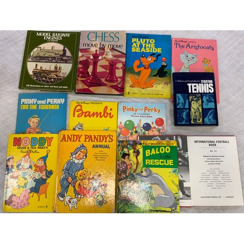 200 - CHILDRENS BOOKS COMPRISING 9 RUPERT READING BOOKS THE RUPERT LITTLE BEAR LIBRARY PLUS 4 ENID BLYTON ... 