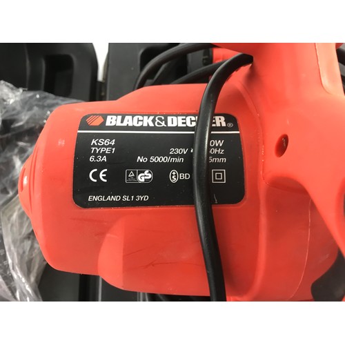 270 - BLACK AND DECKER CASED KS64 CIRCULAR SAW WITH ADDITIONAL BLADES IN CASE