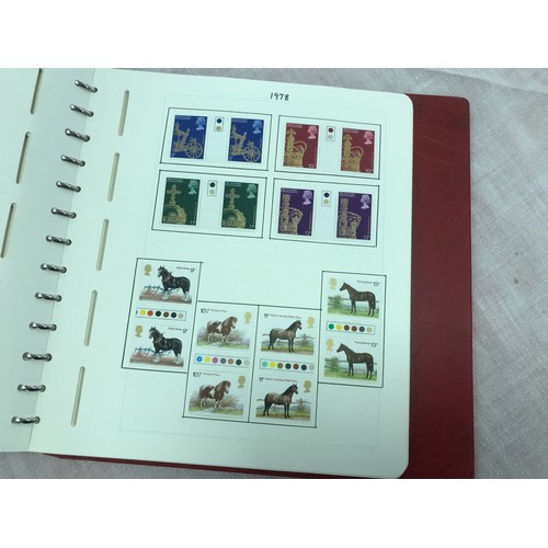 639 - TRAFFIC LIGHT AND GUTTER PAIRS OF COMMON LOW VALUE IN LIGHTHOUSE ALBUM 1974-83 SOME DEFINITIVES