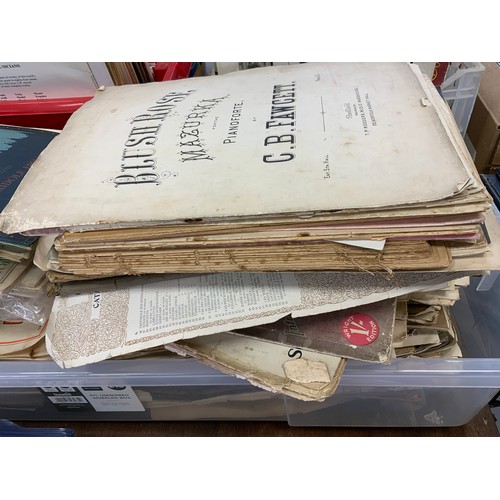 270 - LARGE QUANTITY OF SHEET MUSIC