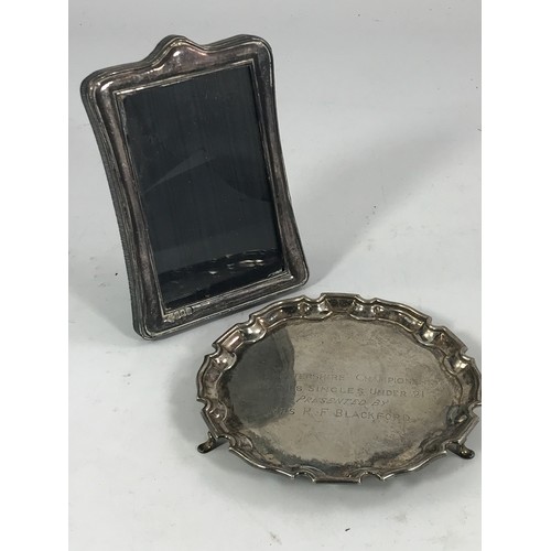 3359 - SILVER CARD TRAY WITH INSCRIPTION AND SILVER PHOTO FRAME