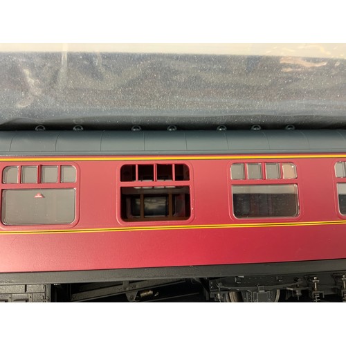 536 - HELJAN 0 GAUGE MODEL RAILWAY COACH 4901, SK, MAROON LIVERY, MARK I BOXED COACH, ONE WINDOW INSIDE TH... 