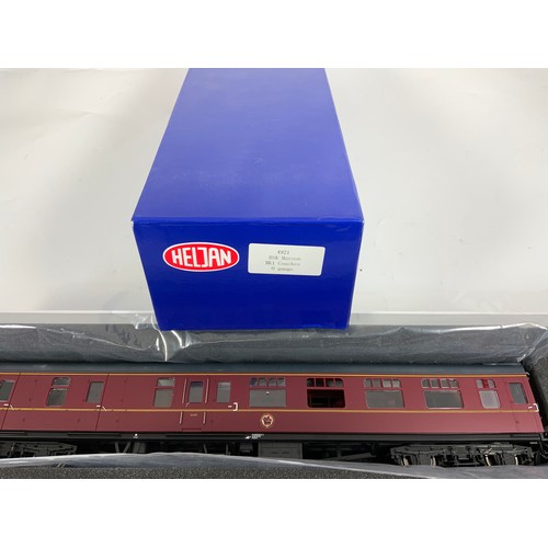 538 - HELJAN 0 GAUGE BOXED MODEL RAILWAY COACH NUMBER 4900 SK CARMINE AND CREAM LIVERED MARK I COACH, ONE ... 