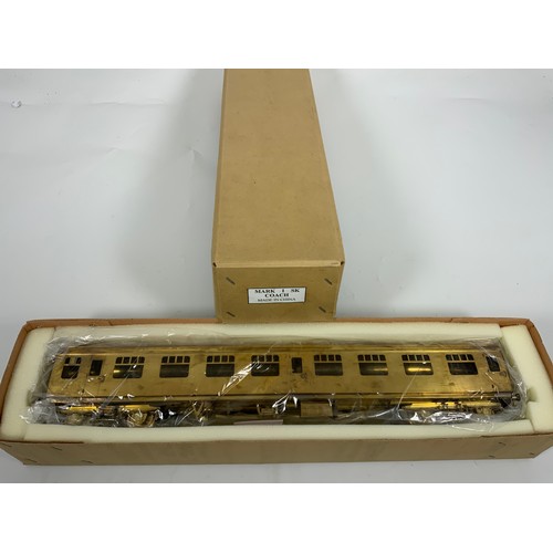 541 - MODEL RAILWAY TOWER 0 GAUGE BRASS COACH KITS UNPAINTED AND IN BOXED CONDITION MARK I SK COACH