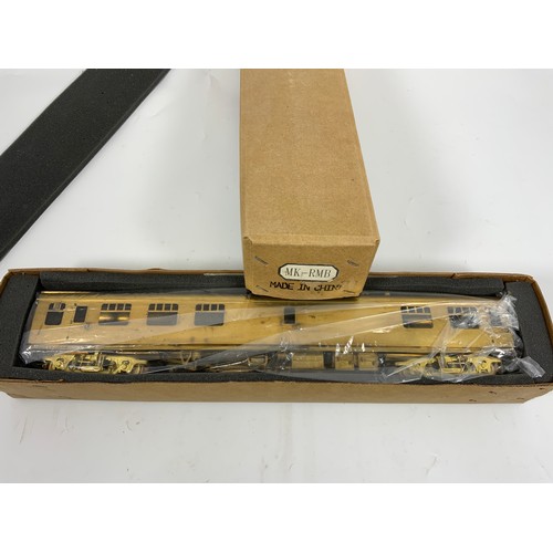 548 - MODEL RAILWAY TOWER 0 GAUGE BRASS COACH KITS UNPAINTED AND IN BOXED CONDITION MARK I RMB COACH