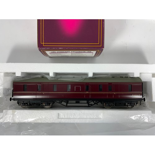 569 - MTH-RAIL KING LMS STANDARD PASSENGER CAR, BRITISH RAILWAYS 'MAROON' LMS STANDARD BAGGAGE CAR 2 RAIL ... 