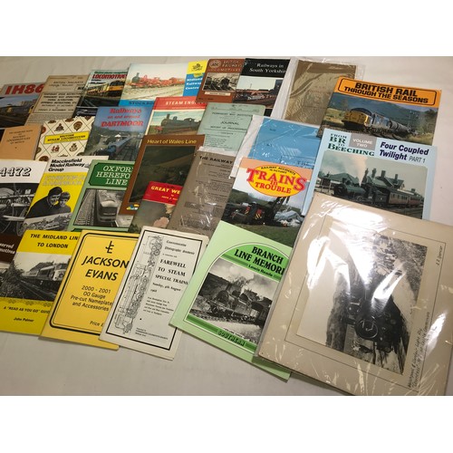 59 - GOOD BOX OF MISC RAILWAY BOOKS AND EPHEMERA INCLUDING ATLANTIC TITLES, SPOTTING BOOKS, SMALL BOOKS, ... 