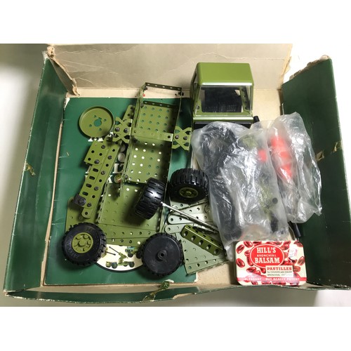 86 - MECCANO, ARMY MULTIKIT WITH ACCESSORIES IN ORIGINAL MILITARY BOX