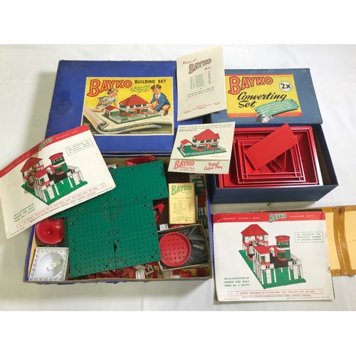 196 - BAYKO BUILDING SET AND BAYKO CONVERTING SET