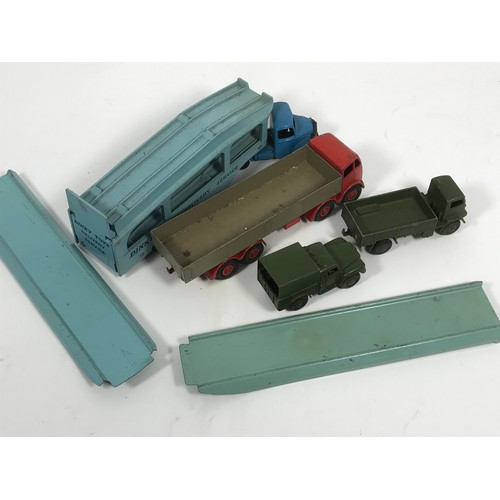 357 - DINKY SUPER TOYS A DINKY SUPER TOYS FODEN LORRY WITH SECOND TYPE CAB WITH RED CAB AND CHASSIS TOGETH... 