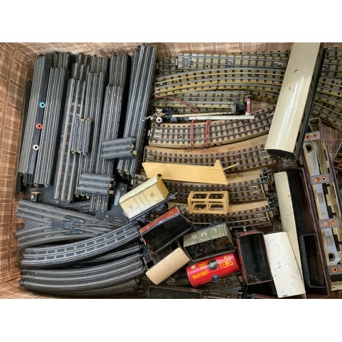 475 - TRUNK FULL OF EARLY TRIX TTR TRACK, ROLLING STOCK INCLUDING TANK WAGONS, BRAKE VANS, COACHES AND 2 L... 