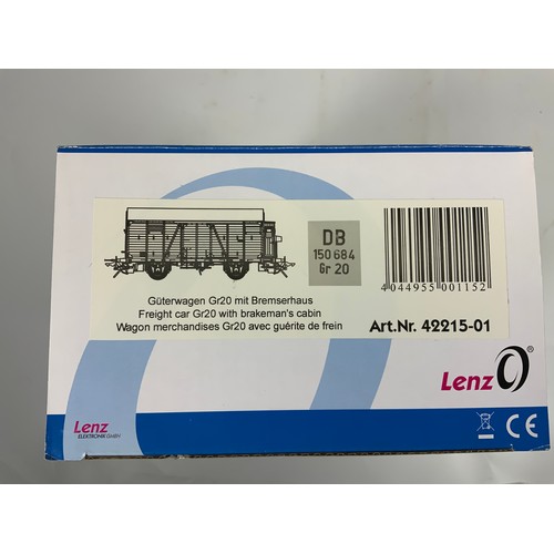 589 - LENZ O GAUGE BOXED MODEL RAILWAY MODEL NUMBER 42215-01, DB, 150 684, FREIGHT CAR GR20 WITH BRAKEMANS... 