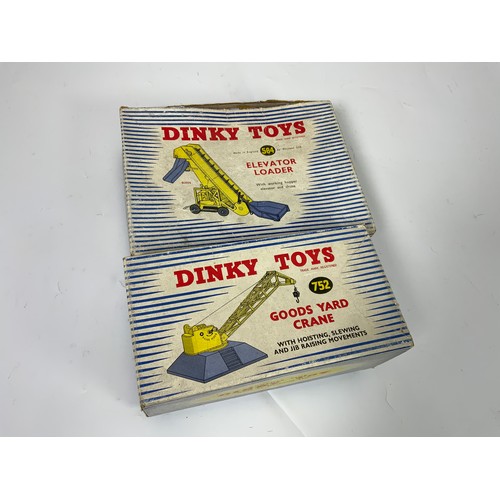 294 - DINKY TOYS 752 GOODS YARD CRANE IN BOXED CONDITION WITH 564 ELEVATOR LOADER IN BOXED CONDITION WITH ... 