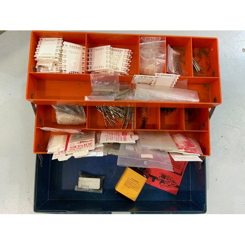 432 - BOX OF ELECTRICAL COMPONANTS INCLUDING LARGE QUANTITY OF TOGGLE SWITCHES, VARIOUS DIODES ELECTRICAL ... 