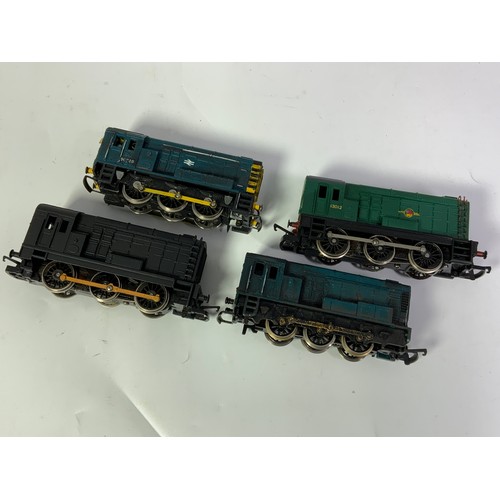 414 - X 4 UNBOXED CLASS  08 SHUNTERS