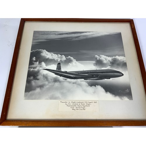 16 - FRAMED PICTURE OF RAE DE HAVILAND COMET XN453, IN FRAME , PRESENTED  TO FLIGHT LIEUTENANT D.B. CASSE... 